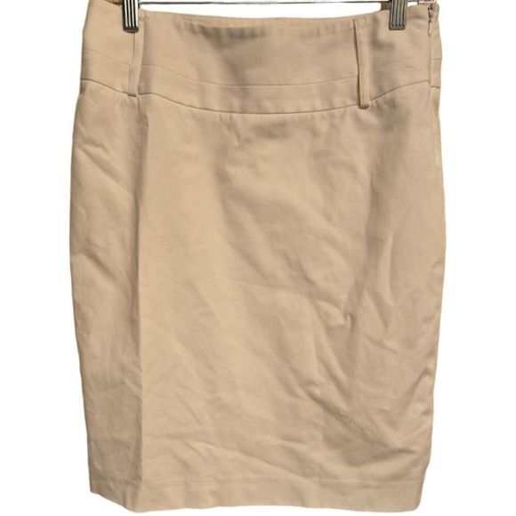 Rafaella Petite White Pencil Casual Skirt Office Size 8P Zip Closure Belt Loops - Picture 1 of 5